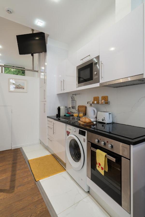 Central Apartamento 0 Ac Metro Nearby Порто Екстериор снимка